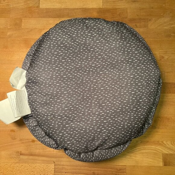 "Fringe Studio" Cushioned Pet Bed (Small) - Picture 7 of 8